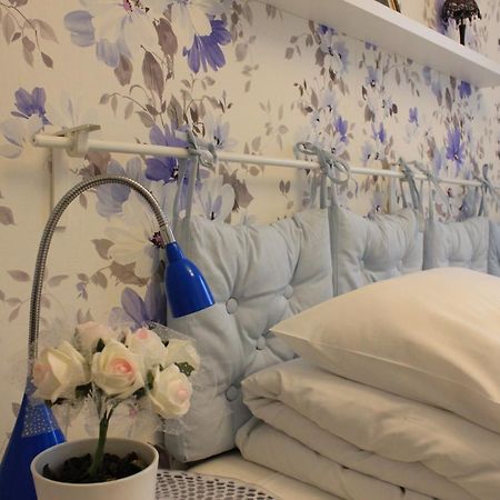Kolorowa Guest Rooms Варшава Экстерьер фото